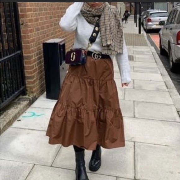 Zara Dresses & Skirts - 🍁 ZARA midi skirt 🍂